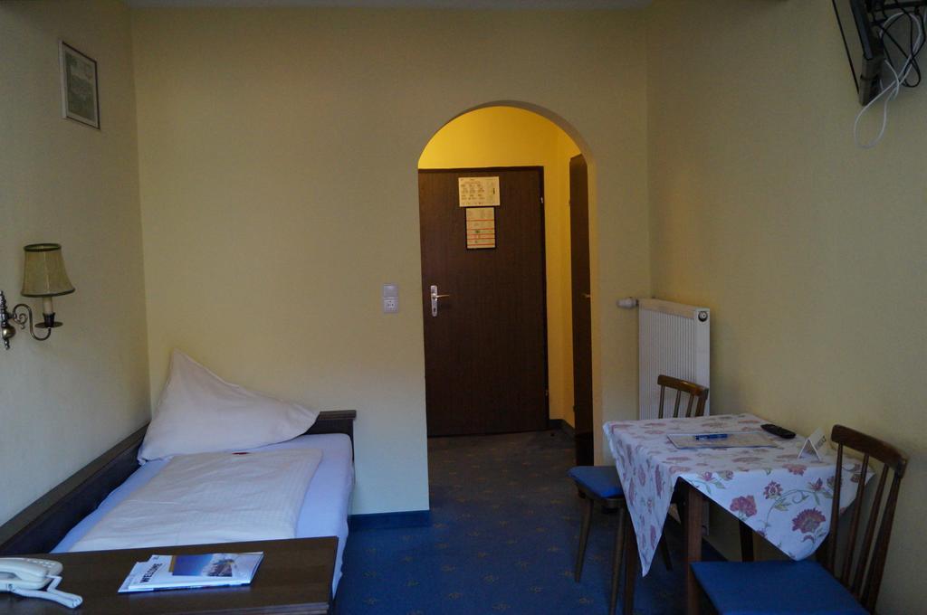 Hotel Happ Innsbruck Pokoj fotografie