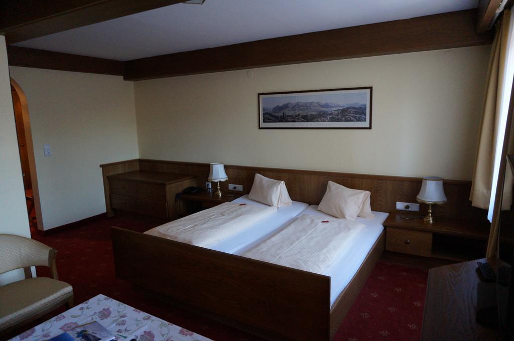 Hotel Happ Innsbruck Pokoj fotografie